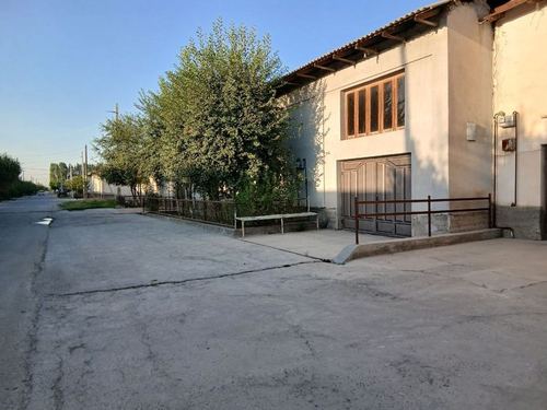 2-комнатная дача, 576 м²