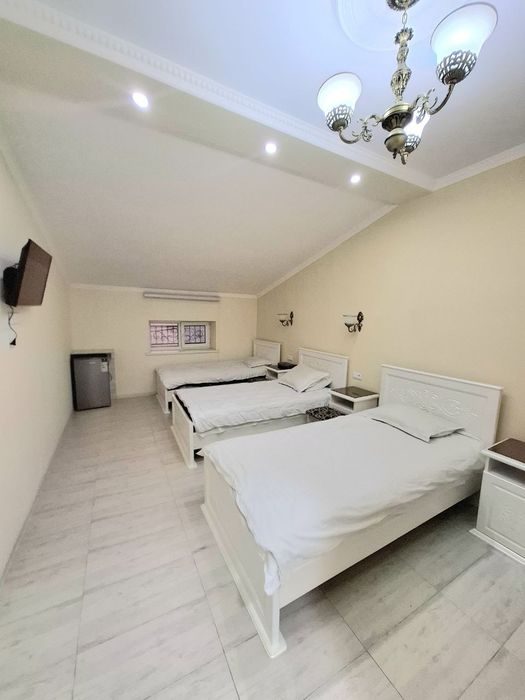 8-xonali uy, 300 m², Samarqand, ijaraga