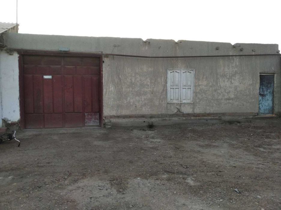 9-xonali uy, 100000 m², Гиждуван, sotuvga