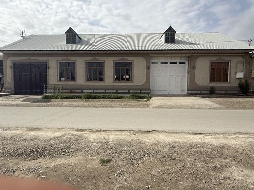 5-xonali uy, 12000 m²