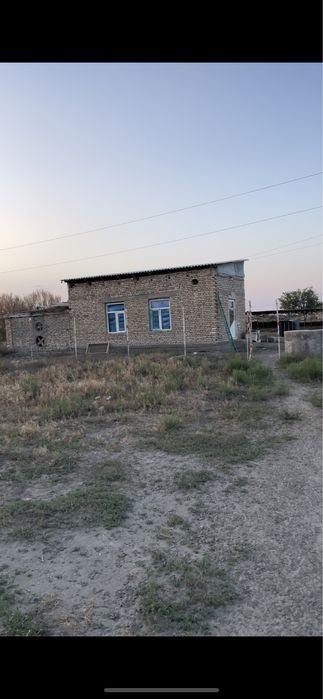 Барча кулайликларга эга дала ховли сотилади