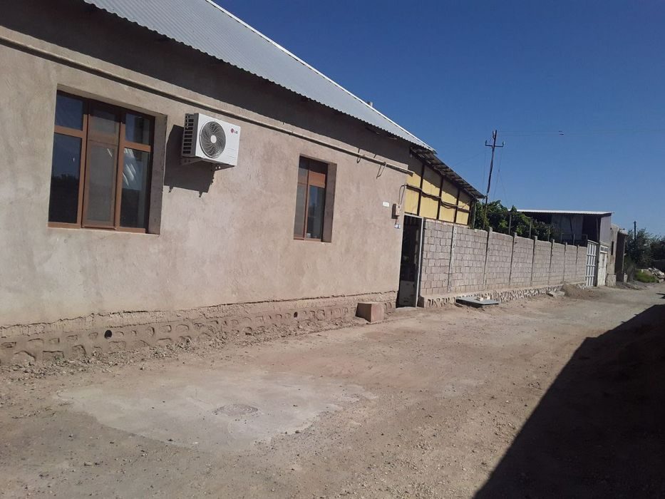 4-room cottage, 40 m², Kagan, for sale