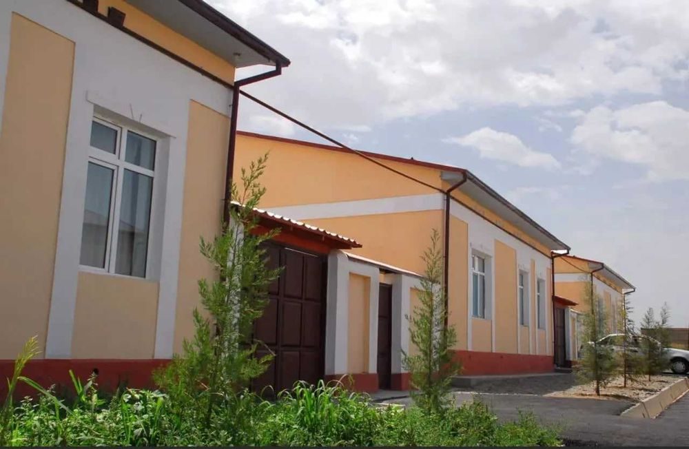 3-room cottage, 200 m², Kagan, for sale