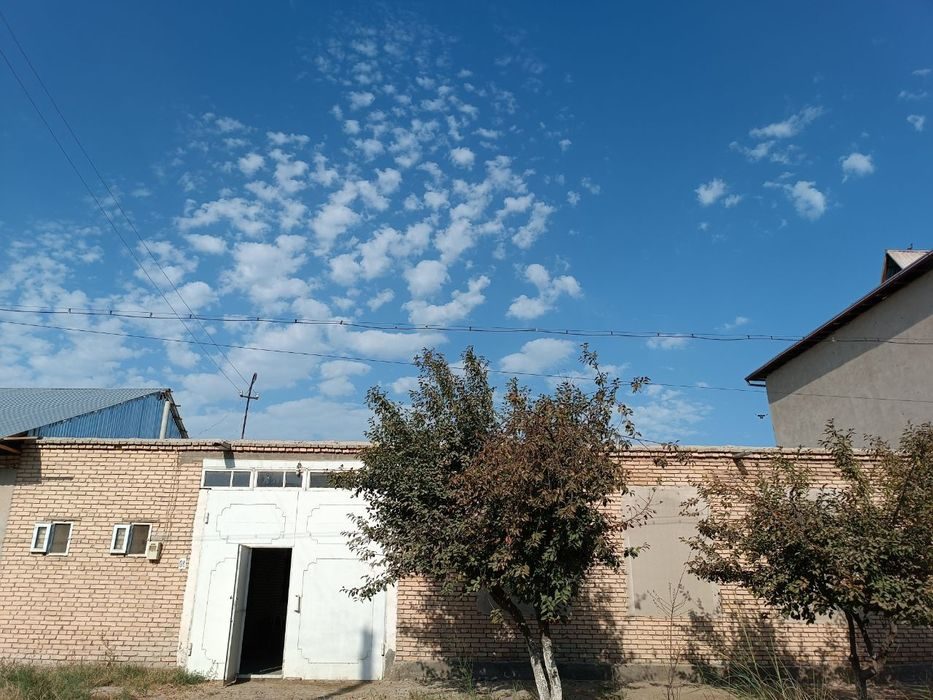 5-xonali uy, 750 m², Kogon, sotuvga
