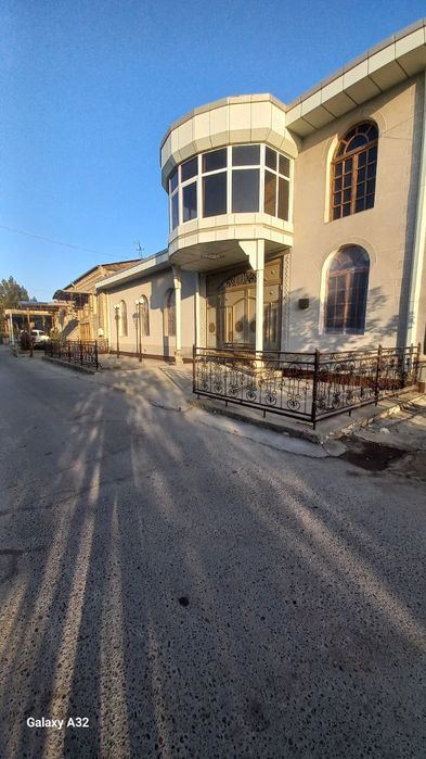 8-комнатный коттедж, 1000 м²