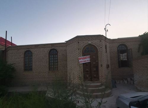 5-room house, 9 m²
