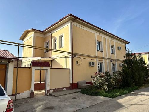 4-комнатный коттедж, 400 м²