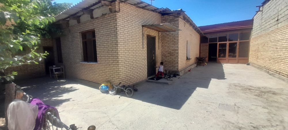 7-room cottage, 7 m², Kagan, for sale