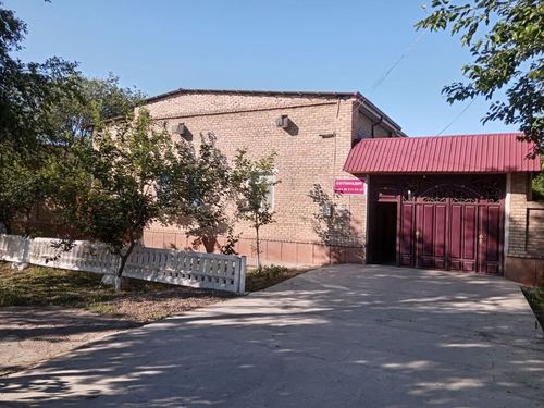 7-xonali kottej, 800 m²