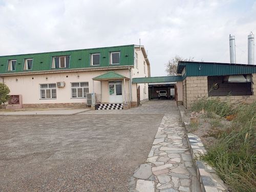 17-комнатный дом, 2500 м²