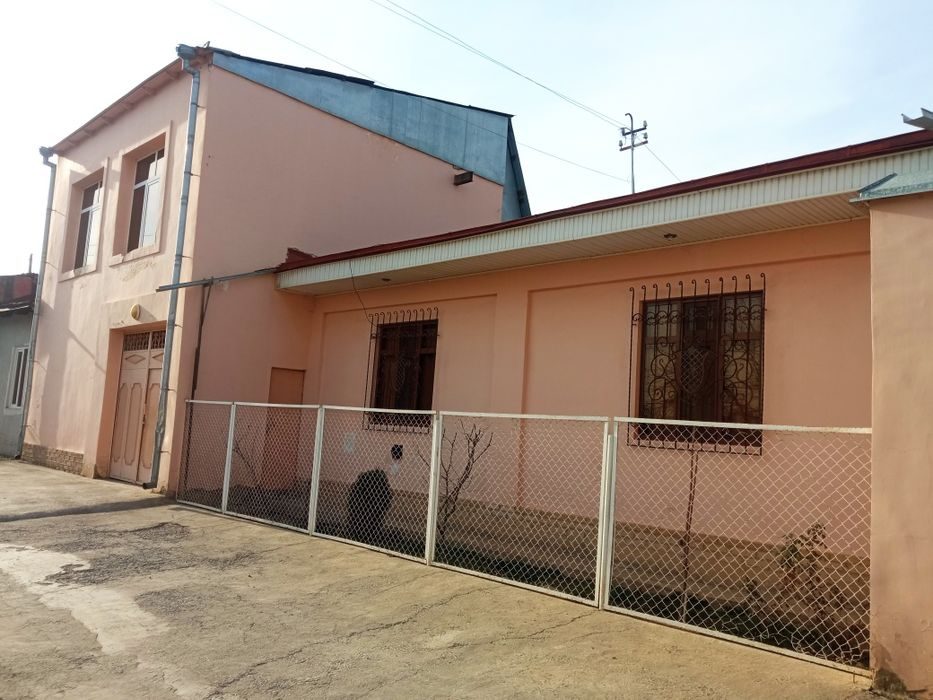 5-комнатный дом, 10 м², Гюлабад, на продажу