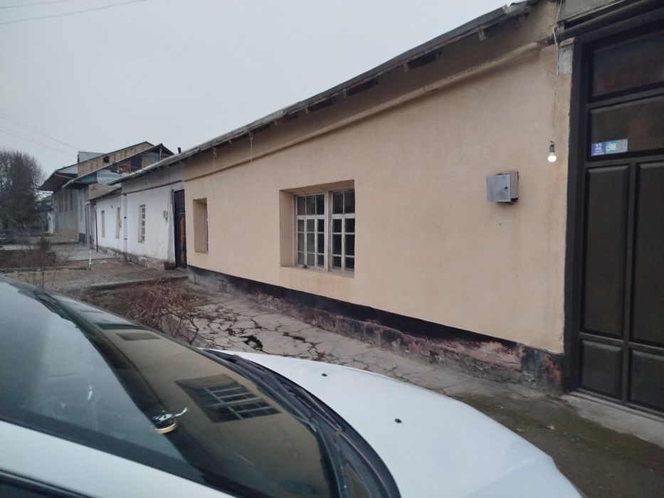 5-room dacha, 1400 m², Бешрабат, for sale