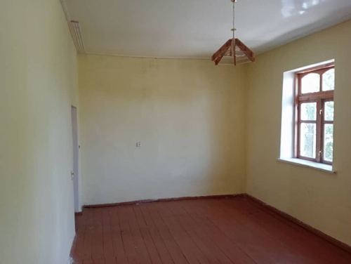 4-xonali uy qismi, 800 m²