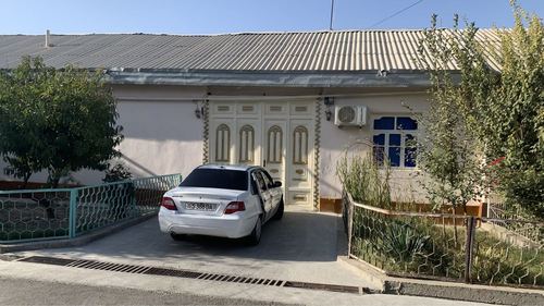 7-xonali uy, 4000 m²
