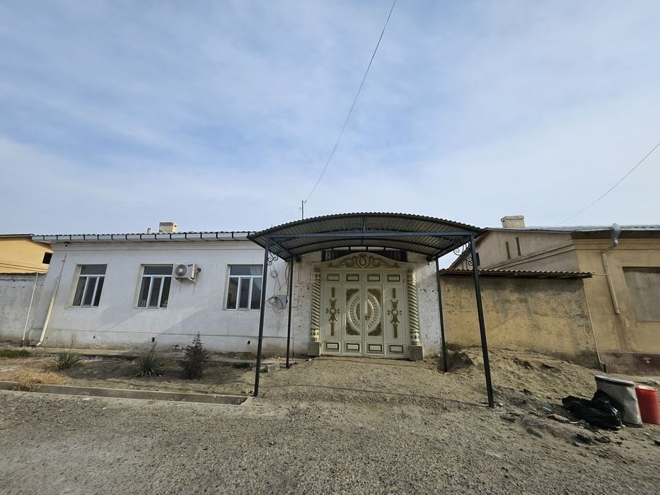 6-комнатный коттедж, 600 м², Шафиркан, на продажу