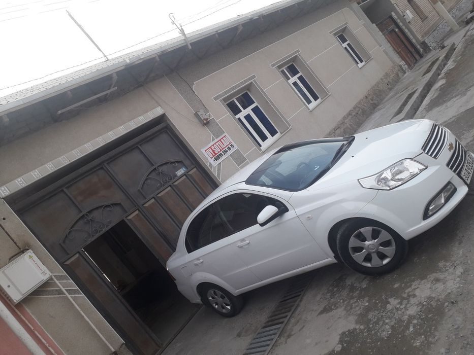 3-room house, 400 m², Акташ, for sale