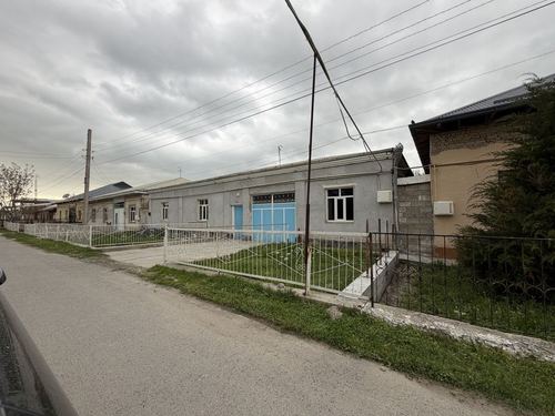 6-xonali uy, 1302 m²