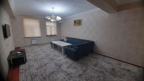4-комнатная квартира, 140 м²