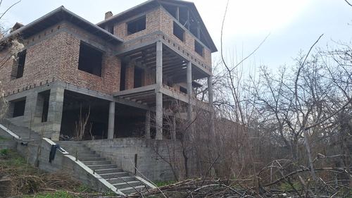 9-комнатный дом, 2100 м²