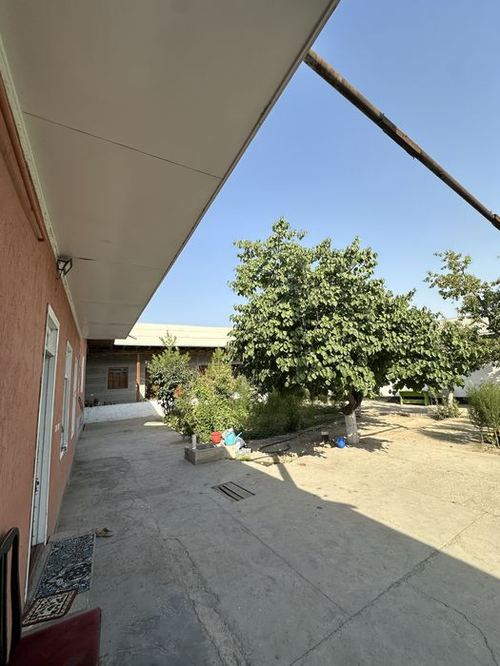 6-комнатный дом, 590 м²