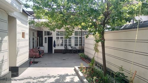 6-комнатный коттедж, 2500 м²