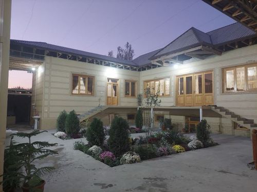 14-комнатный коттедж, 900 м²