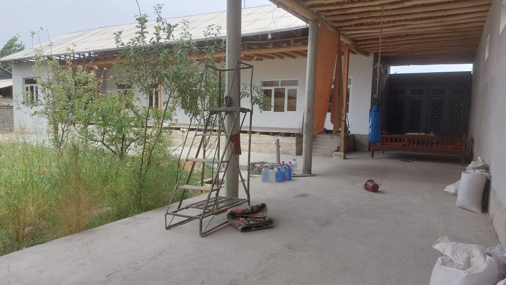 4-комнатная часть дома, 7.4 м², Маргилан, на продажу