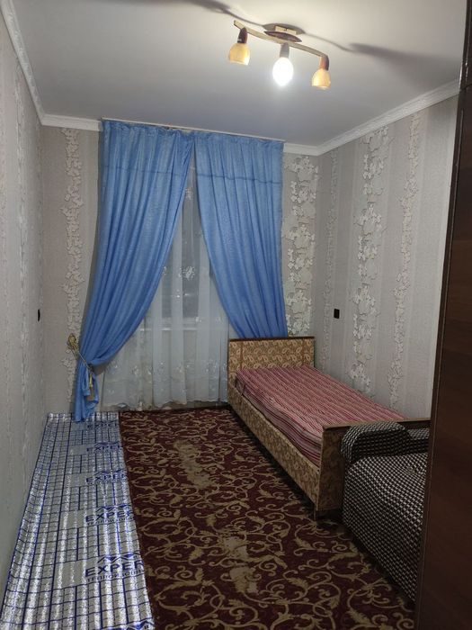 3-комнатная квартира, 64 м², Фергана, в аренду