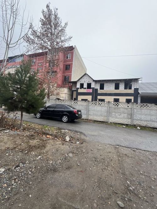 10-комнатный дом, 320 м²