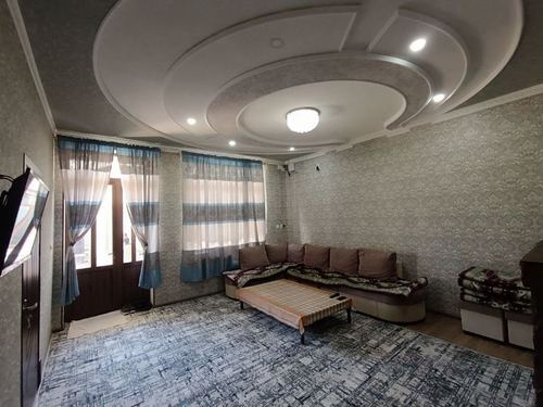 7-комнатный дом, 370 м²