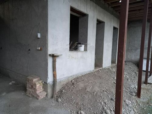 18-xonali uy, 9 m²