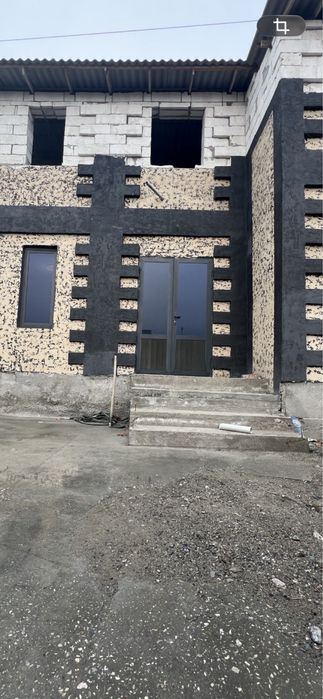 10-комнатный коттедж, 313 м²