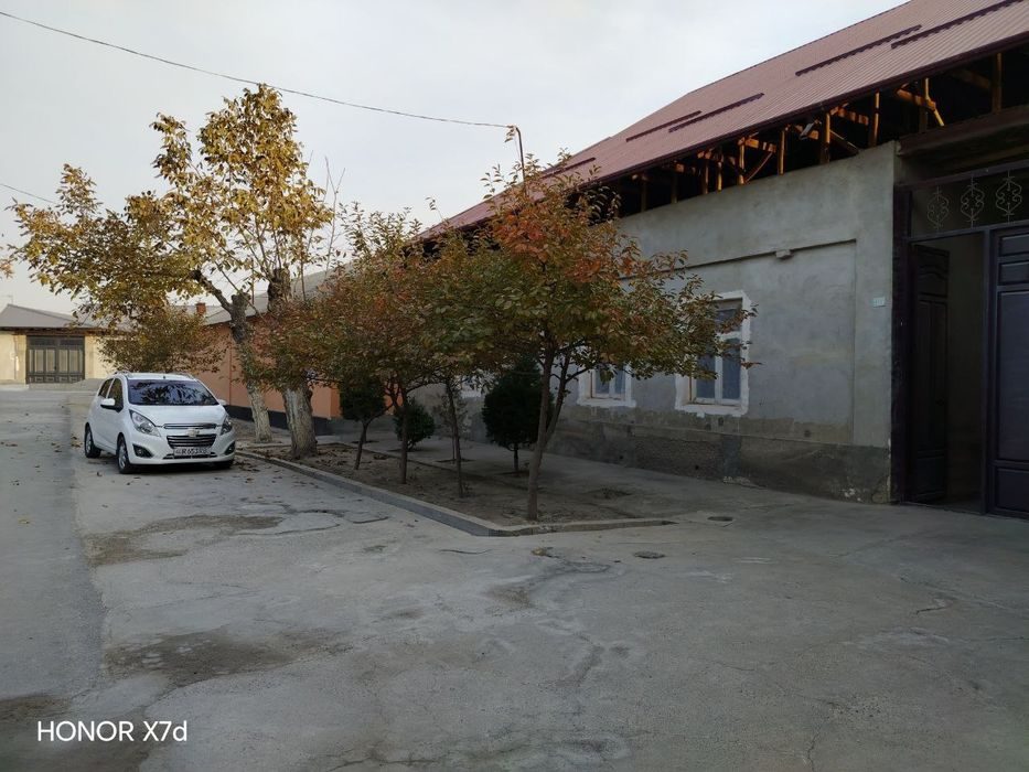 10-xonali uy, 1200 m², Farg‘ona, sotuvga