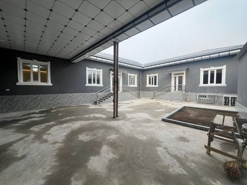10-xonali uy, 800 m²