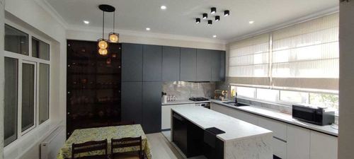 4-комнатный коттедж, 600 м²