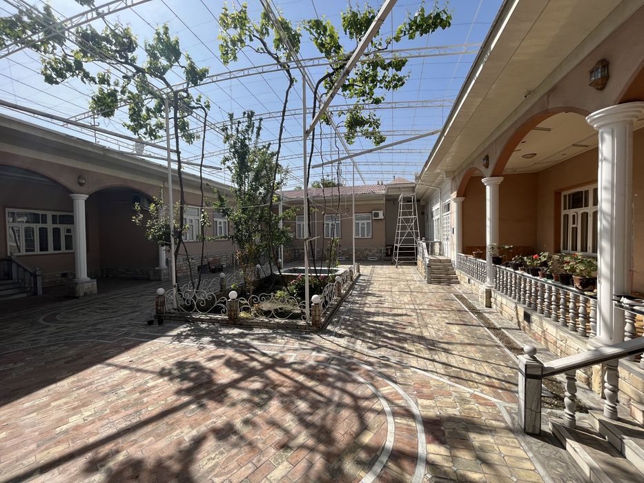 12-xonali uy, 1100 m², Farg‘ona, sotuvga