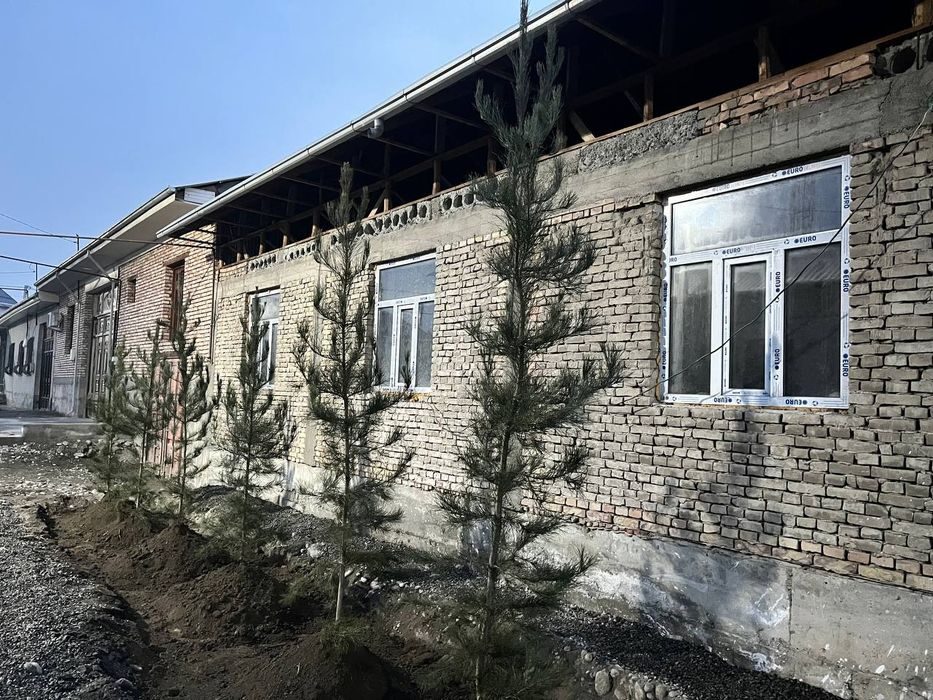 8-room house, 600 m², Fergana, for sale