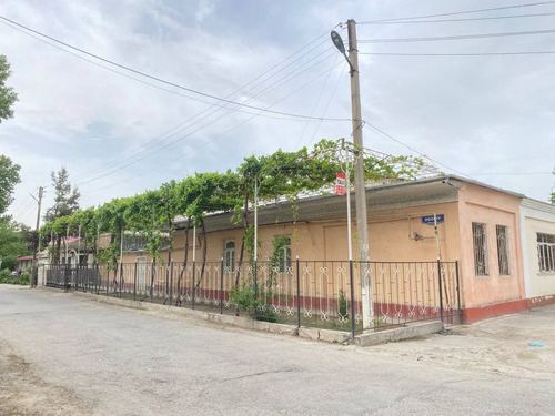 5-xonali uy, 264 m²