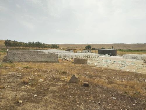 Yer maydoni sotiladi