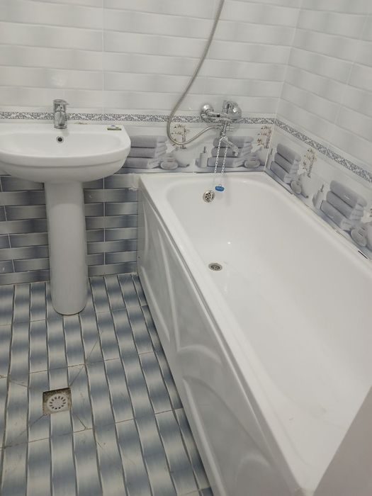 2-xonali kvartira, 58 m², Namangan, ijaraga