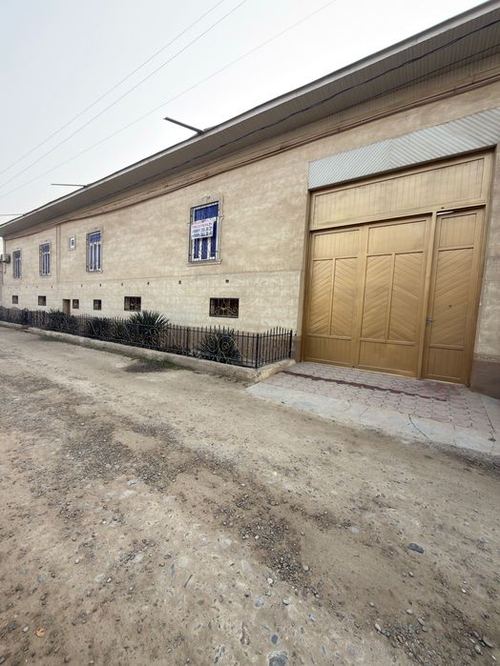 11-xonali uy, 600 m²