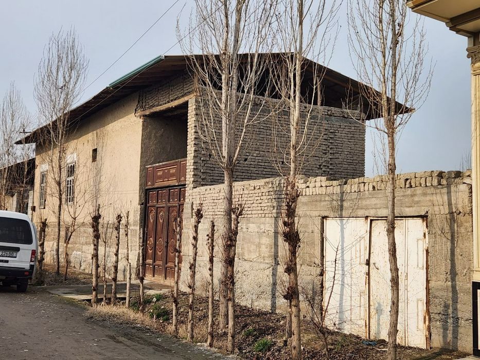 Sotiladigan Hovli