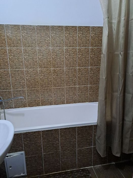 2-xonali kvartira, 75 m², Namangan, ijaraga