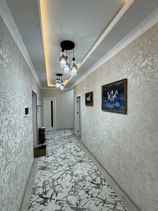3-xonali kvartira, 83 m², Янги Маргилан, sotuvga
