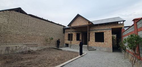 5-xonali uy, 300 m²