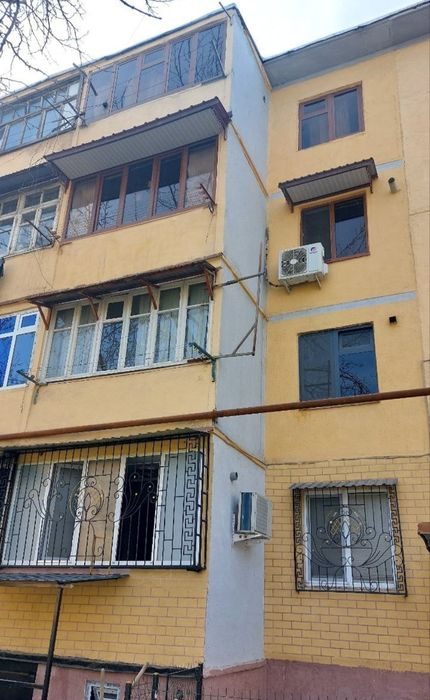 2-xonali kvartira, 55.4 m², Учкурган, sotuvga