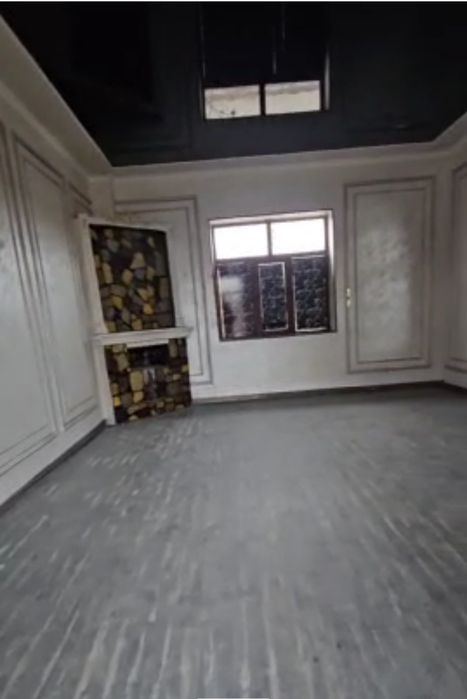450-xonali uy, 400 m²