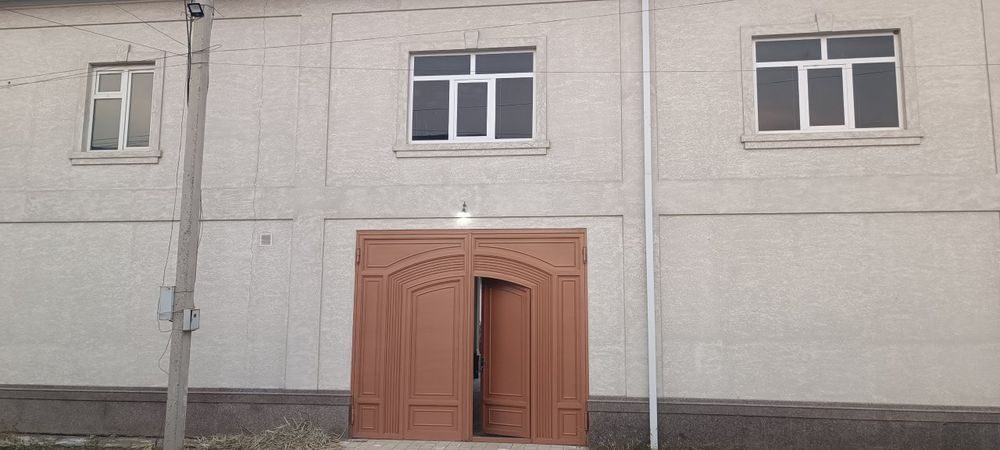 8-xonali uy, 400 m², Andijon, sotuvga