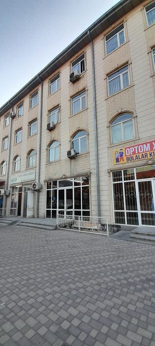 3-xonali kvartira, 74 m²