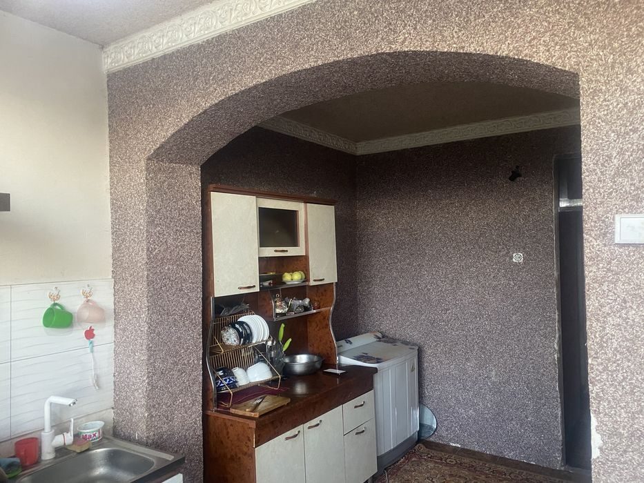 12-xonali kvartira, 12 m², Andijon, ijaraga